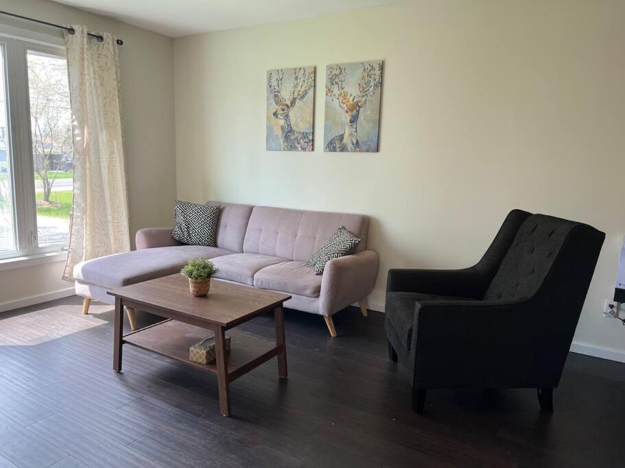 Family Friendly Cottage ☆Walking Distance To Beach Lion's Head Extérieur photo
